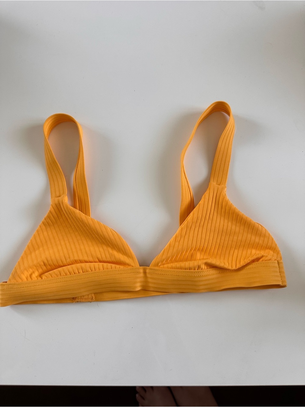 Vitamin‎ A Yellow Ribbed sunflower triangle bikini top sz small / 6